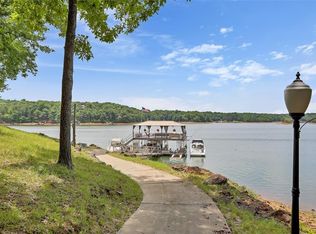300 Royal Oaks Dr, Anderson, SC 29625