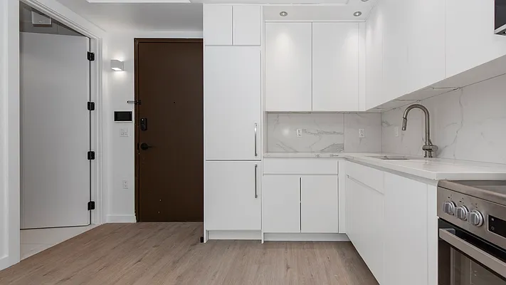 Rented by Nooklyn NYC LLC | media 28