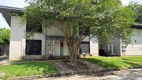 2345 Pecos St Photo 1