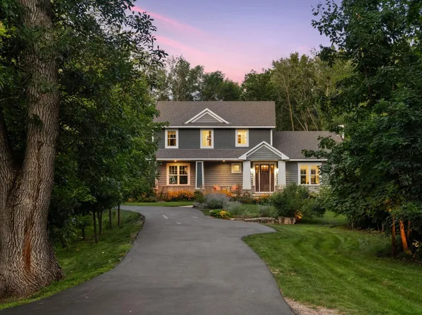 6015 Cathcart Dr, Shorewood, MN 55331