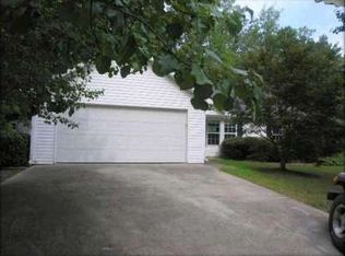 7525 Stonehenge Way, Douglasville, GA 30134