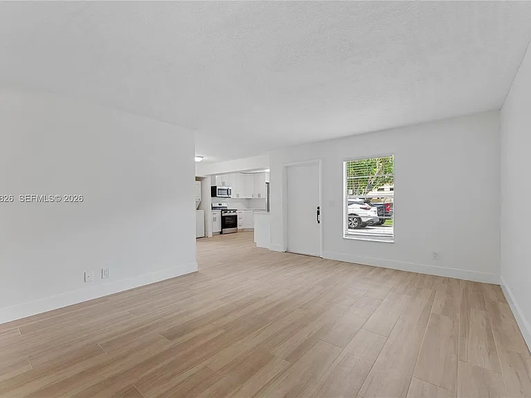10261 NW 35th St #10 — Photo 6