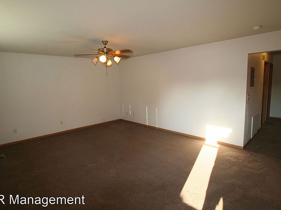 2nd image of 803 Mantle Dr APT A