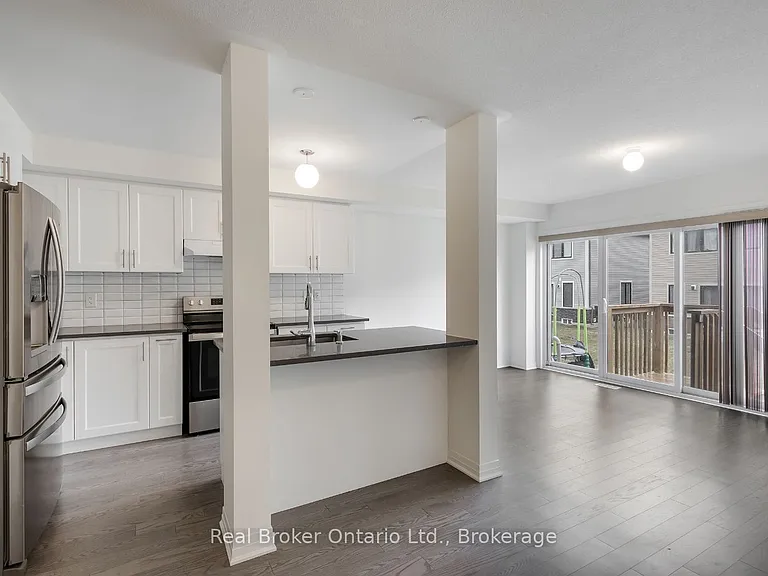 79 Caspian Sq #267 — Photo 4