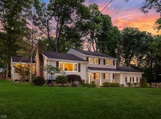 5 Stoney Brook Rd, Morris Plains, NJ 07950