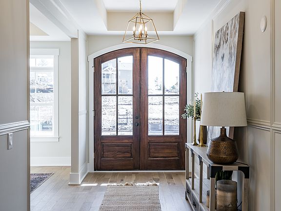 Savaan - Meaghan Interior Image 1