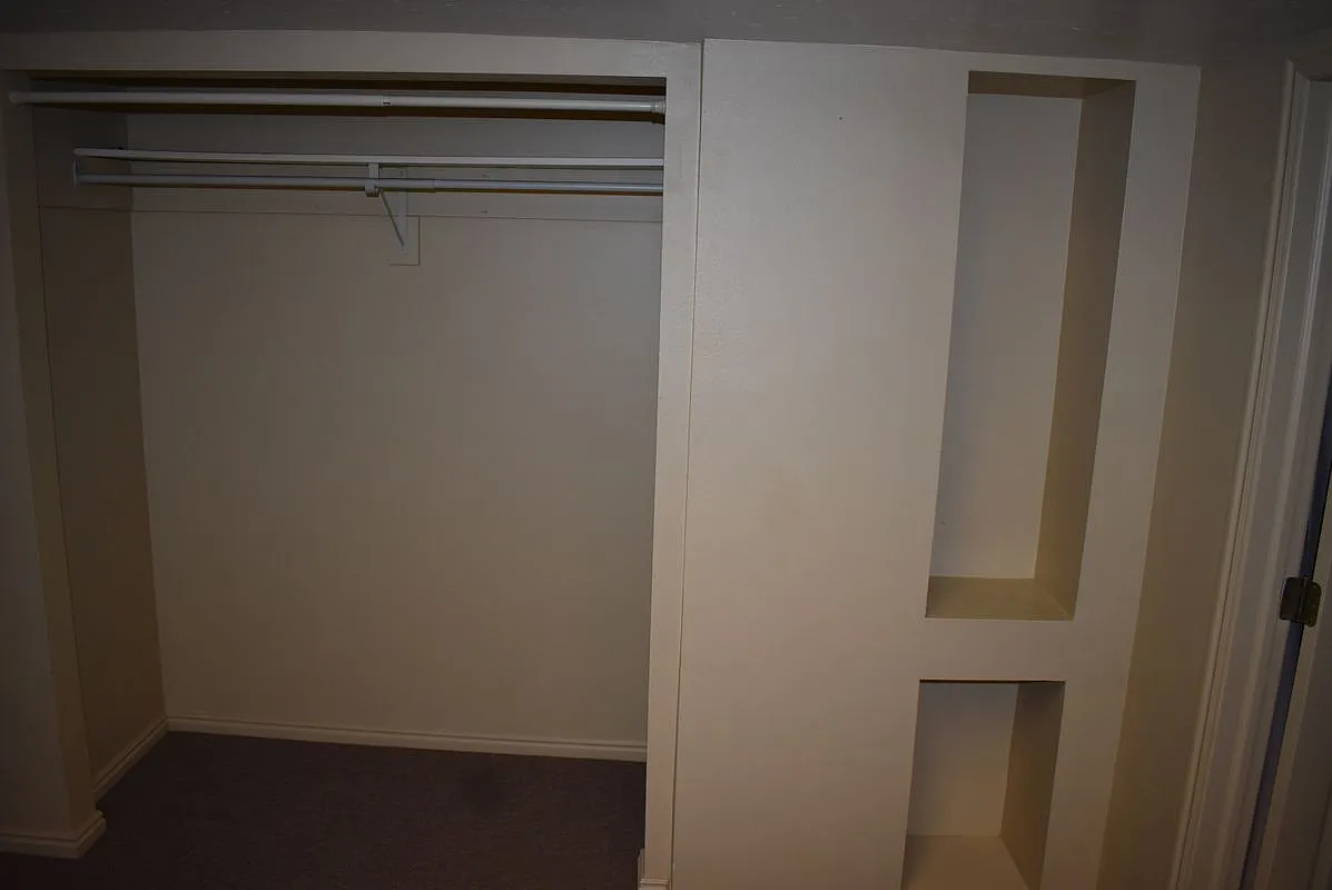 2 bed, 1.0 bath, 1041 sqft, $1,250 — Photo 4
