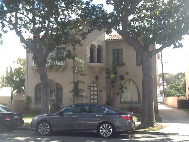1st image of 2436 Cedar Ave