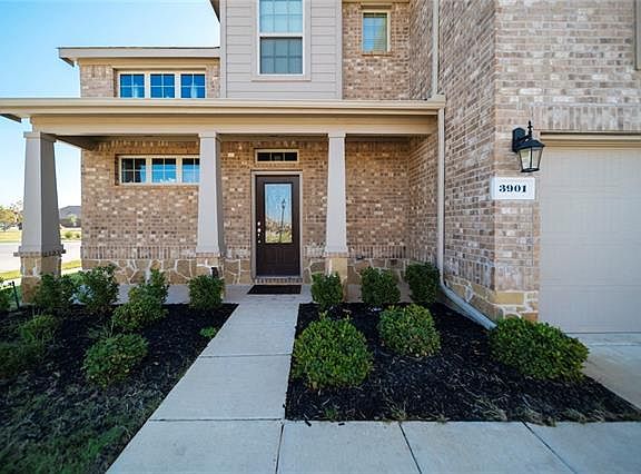 3rd image of 3901 Ellenboro Dr