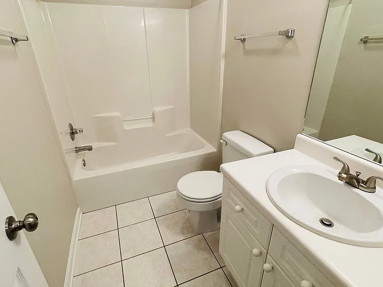 2428 E University Dr #1601 — Photo 7