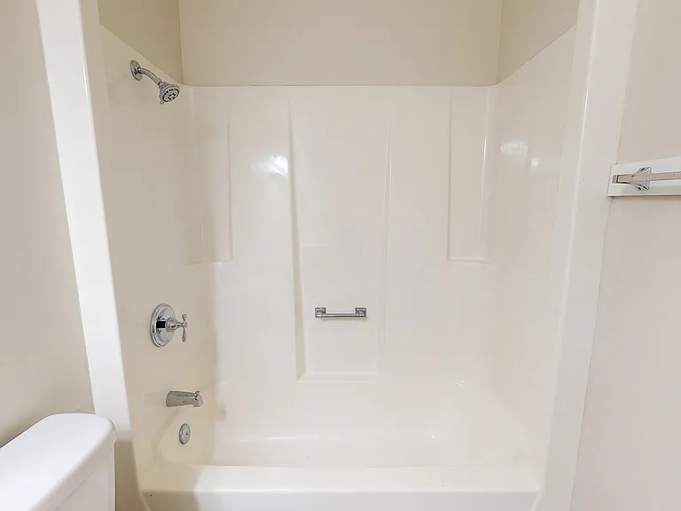 6 Oakwood Dr — Photo 18