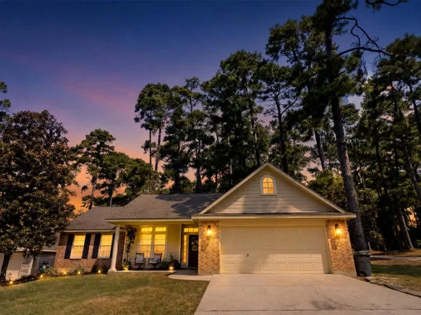 13934 Dolphin Dr, Willis, TX 77318
