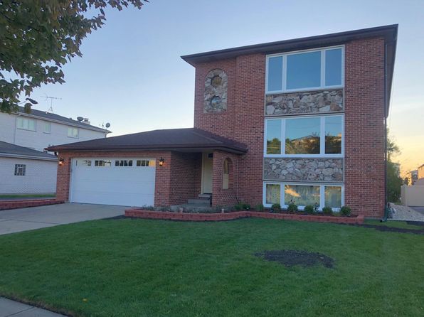 8826 N Grace Ave #2-1