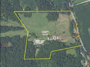 16671 Cold Run Creek Rd, Pleasant Hill, IL 62366