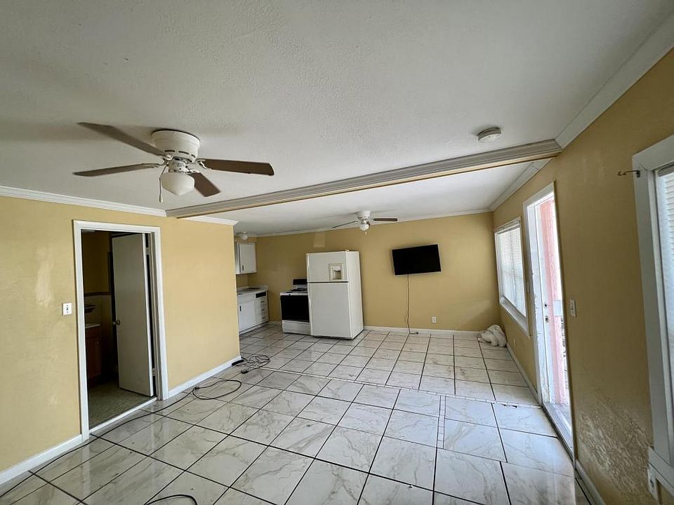 1st image of 20814 W Pennsylvania Ave #3