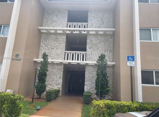 Villas Of Miami Lakes, Miami Lakes, FL 33014