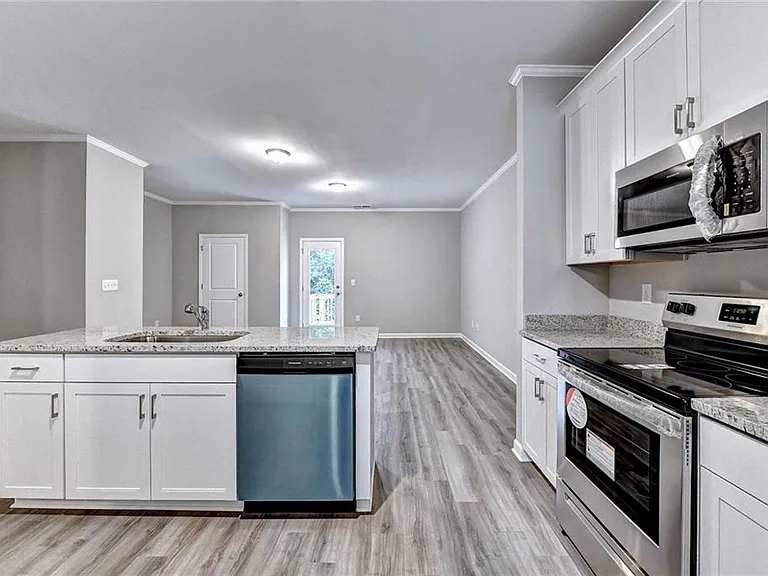 2776 Laurel Ridge Cir — Photo 12