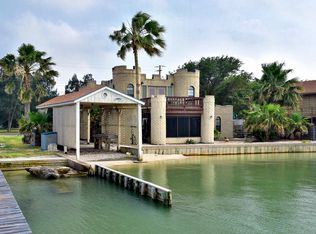 106 Ridge Harbor Dr, Rockport, TX 78382