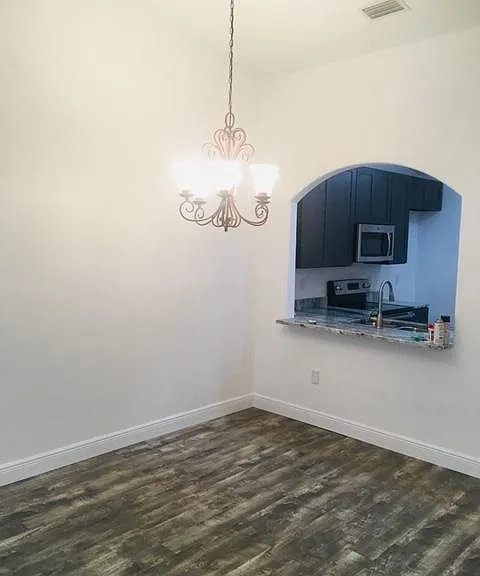 480 Margie Dr — Photo 16