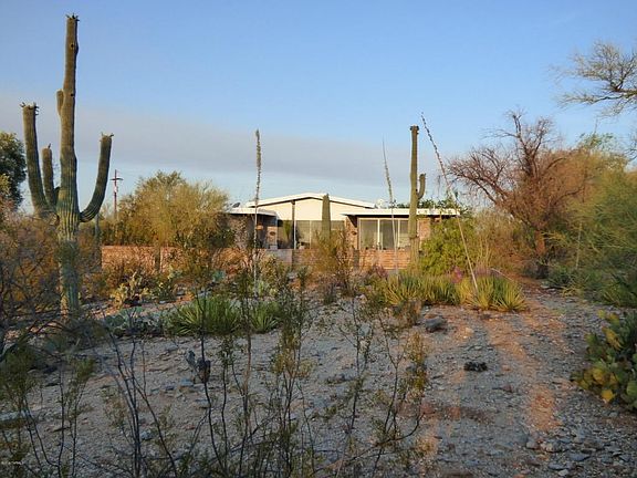 2nd image of 6730 N Casas Adobes Dr