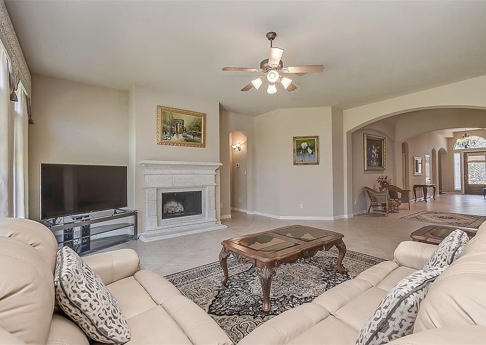 1st image of 3827 Bowie Bend Ln