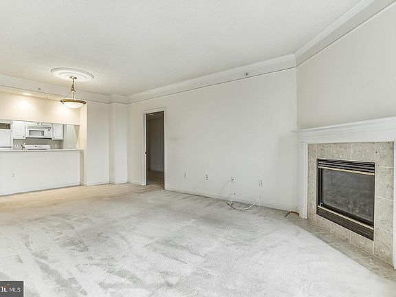 2nd image of 901 N Monroe St APT 1314