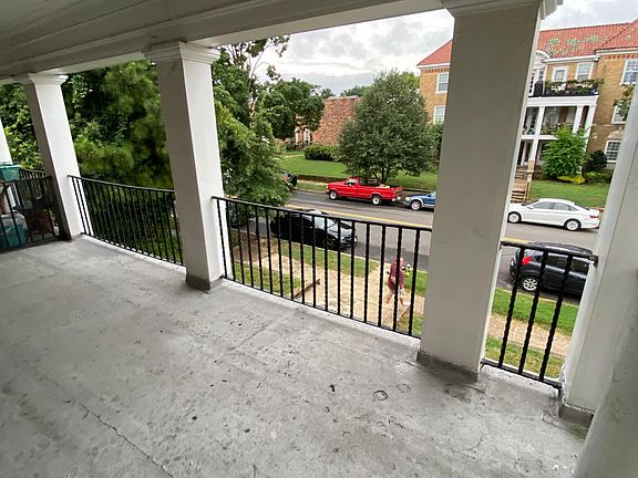 2nd image of 3426 W Grace St APT 05
