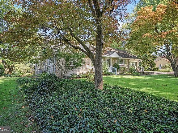 2nd image of 15 Cedar Ln
