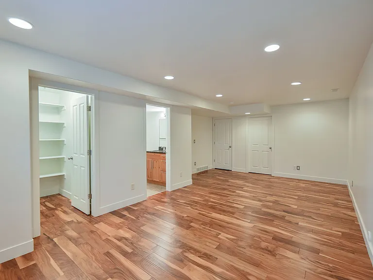 Finished basement with full bath