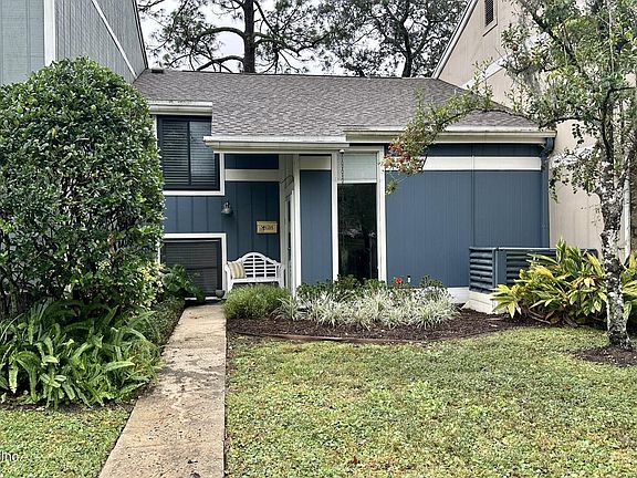 2nd image of 6214 Lake Lugano Dr #6214