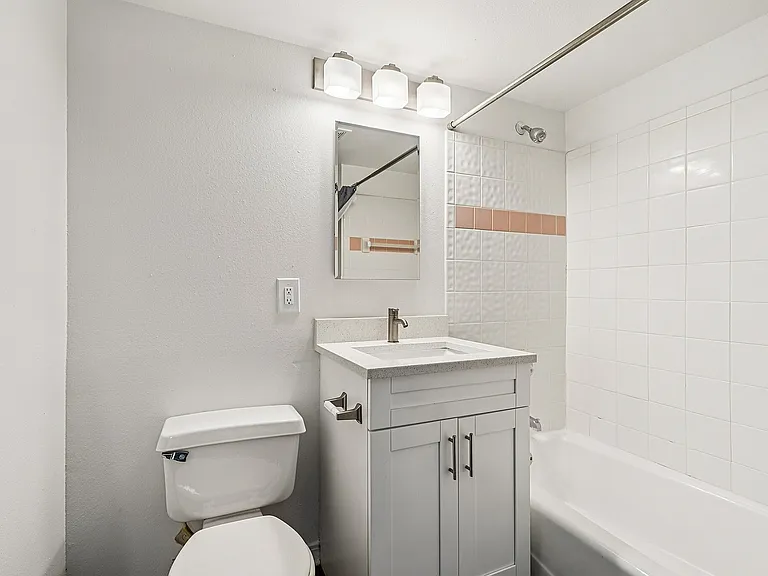 22-web-or-mls-SW 27th St-S1212-022