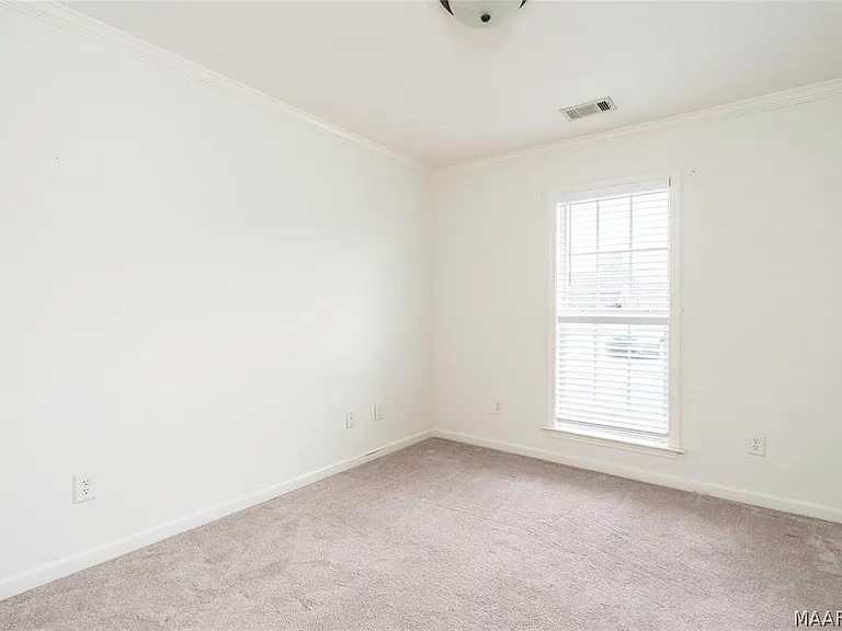 8725 Lindsey Ln — Photo 18