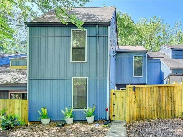 1039 Mariners Ct, Stone Mountain, GA 30083