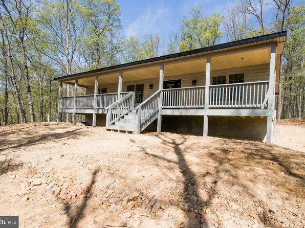 60 Trout Pass Rd, Mathias, WV 26812