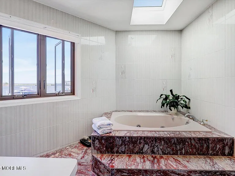 1207 Capstan Dr — Photo 41