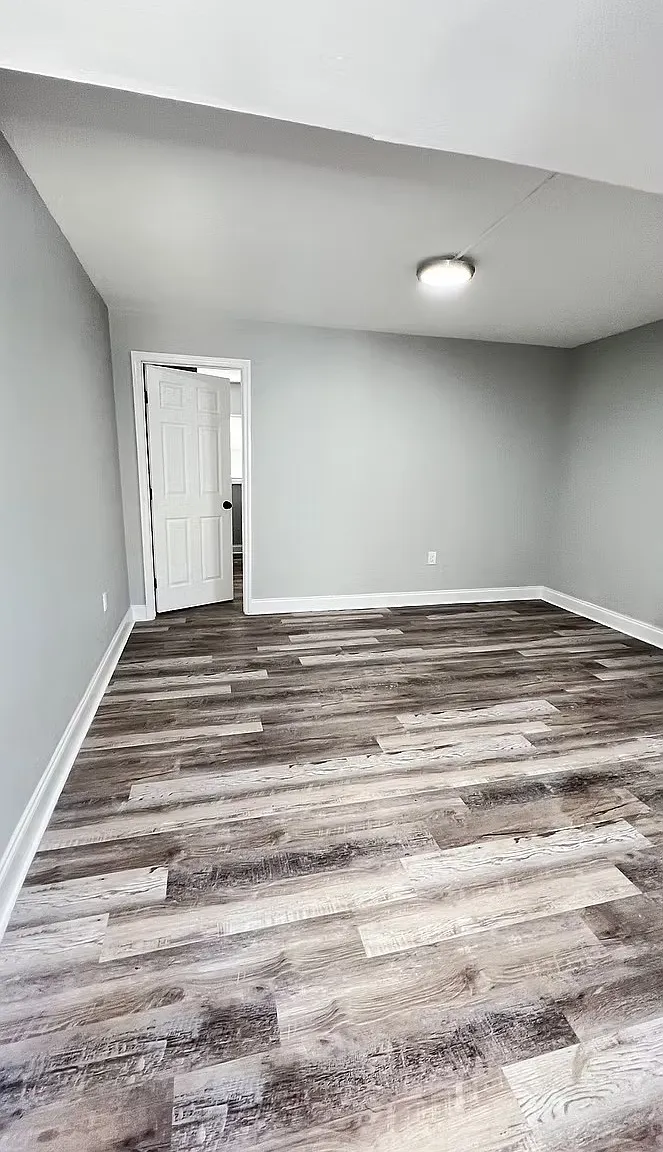 Premier Apartments — Photo 2