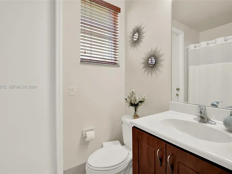 20765 SW 89th Ave — Photo 17