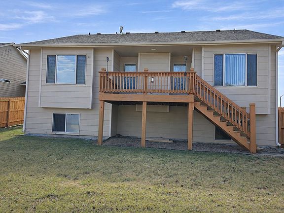 3rd image of 910 W Threewood Ct