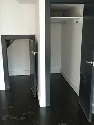 Rented by P Management | media 28