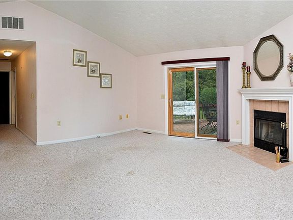 5th image of 1655 Parkthorne Dr