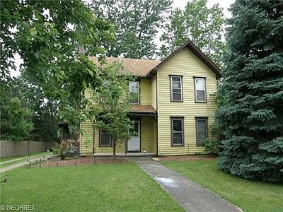1st image of 307 N Main St