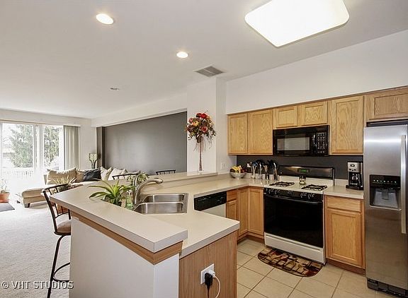 3rd image of 2734 Rockport Ln