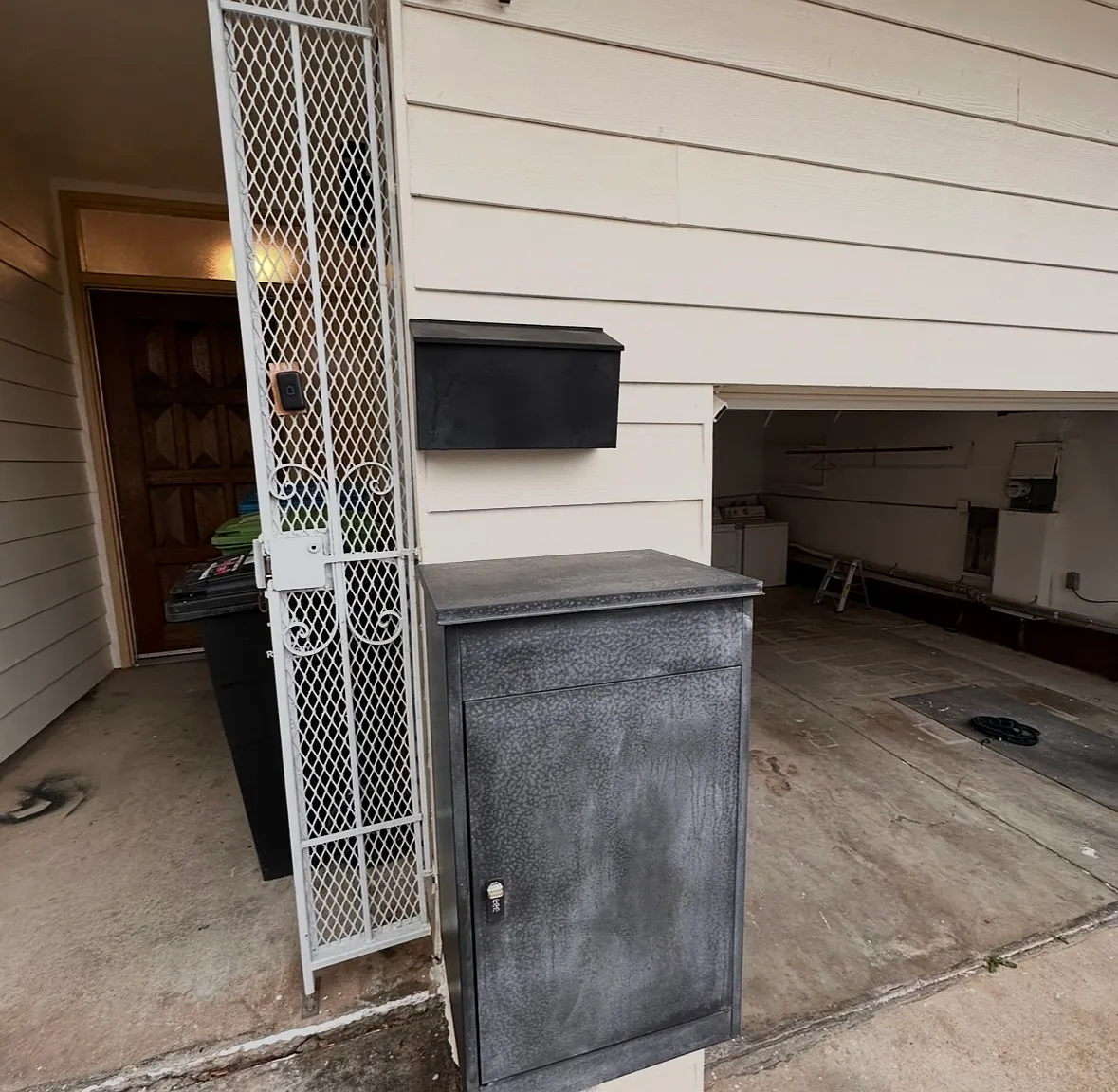2 bed, 1095 sqft, $5,000 — Photo 3