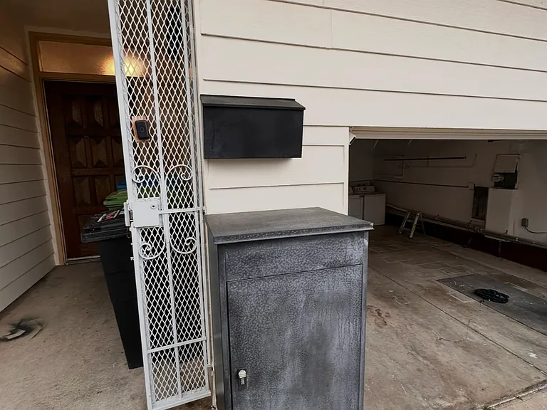 Safe Box for deliveries