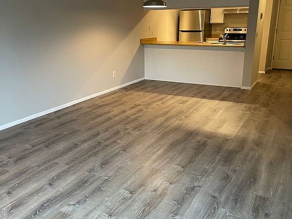 3rd image of 10501 8th Ave NE APT 230
