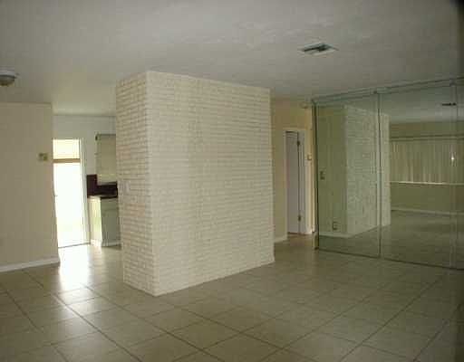 2nd image of 7649 Plantation Blvd