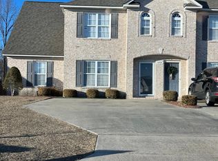 1868 Cambria Dr #A, Greenville, NC 27834