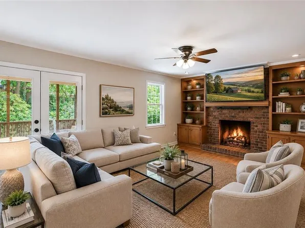 435 Stonebridge Dr, Roswell, GA 30075