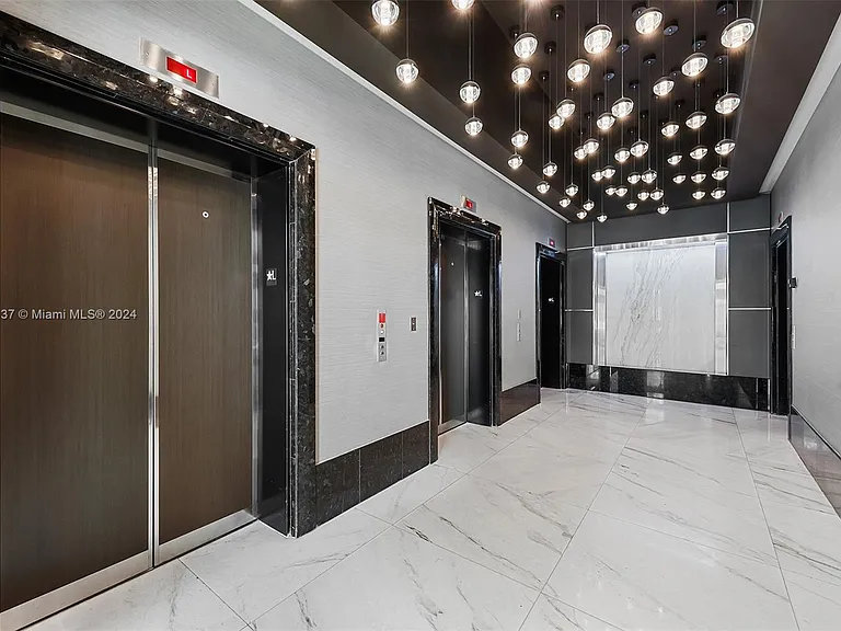 951 Brickell Ave #4211 — Photo 36