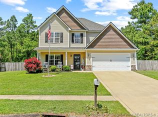 153 Whistling Pines Dr, Raeford, NC 28376